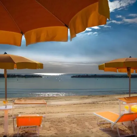 Vacanze Riviera Delle Palme 公寓 圣贝内代托-德尔特龙托